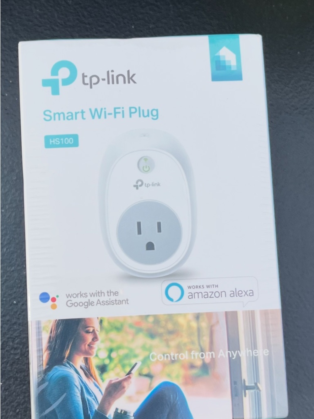 TP-Link Smart Wi‑Fi Plug HS100 - White and Gray